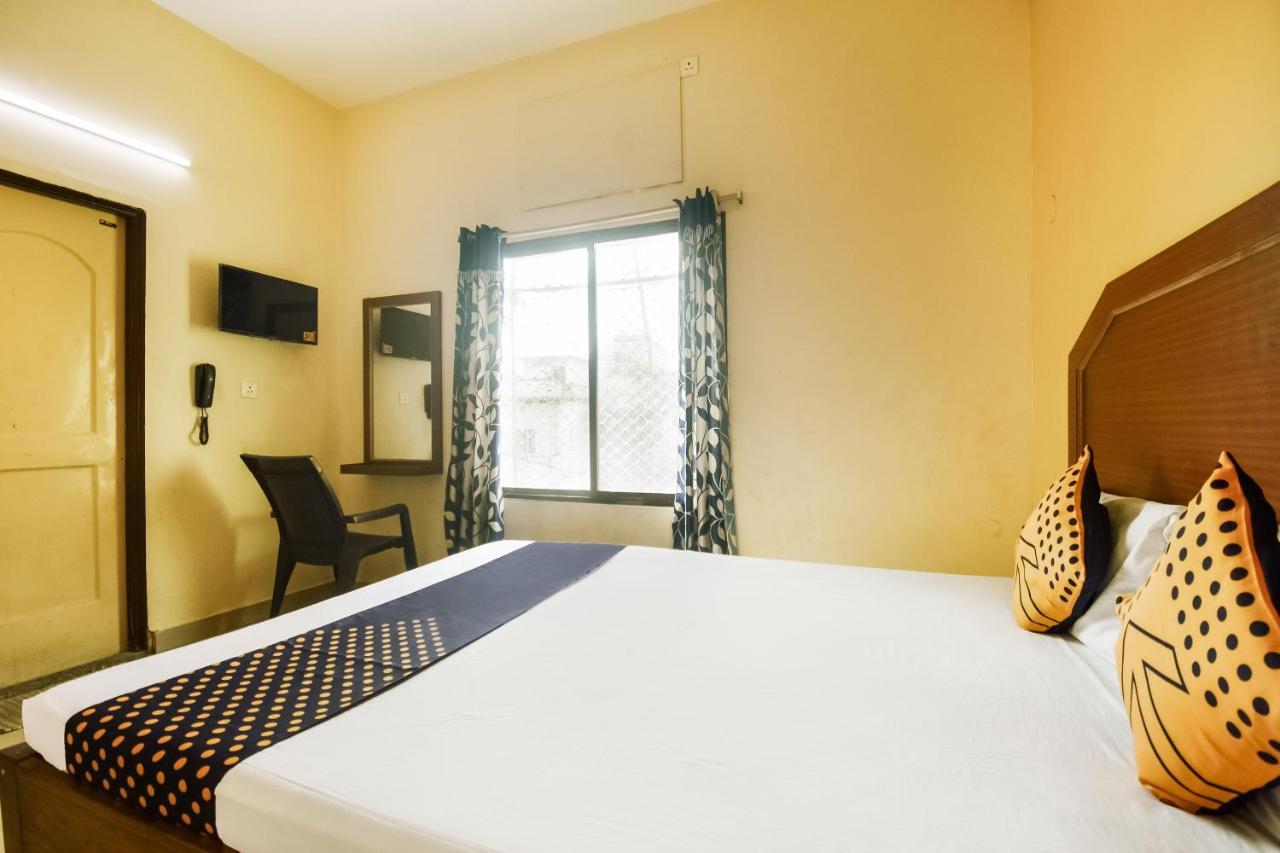 Spot On 74793 Hotel Sai Sudha Puri Exteriör bild